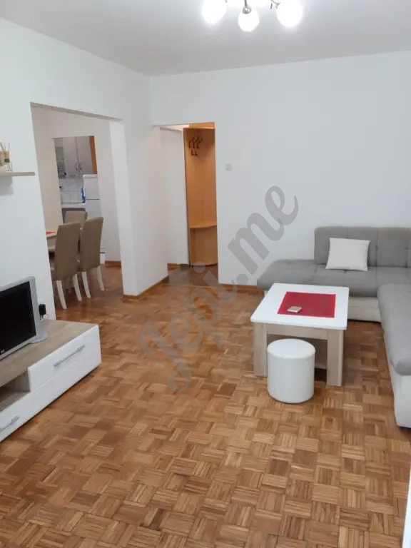 Selling 4.0 flat Čelebonovića Bežanijska Kosa Novi Beograd wheelchair ramp park view
